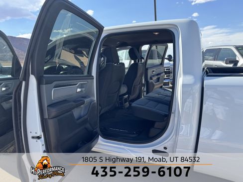 Used 2021 RAM 1500 Big Horn image 32