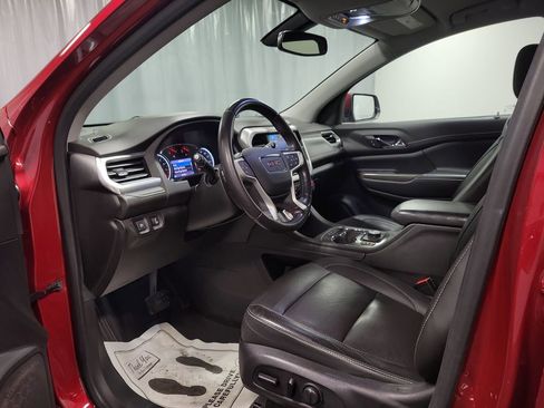 Used 2020 GMC Acadia SLT image 13