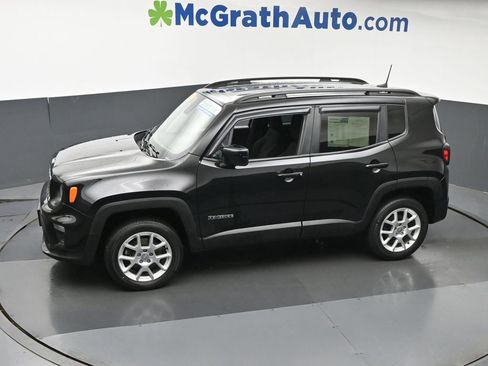 Used 2020 Jeep Renegade Latitude w/ Cold Weather Group AWD/4WD image 19