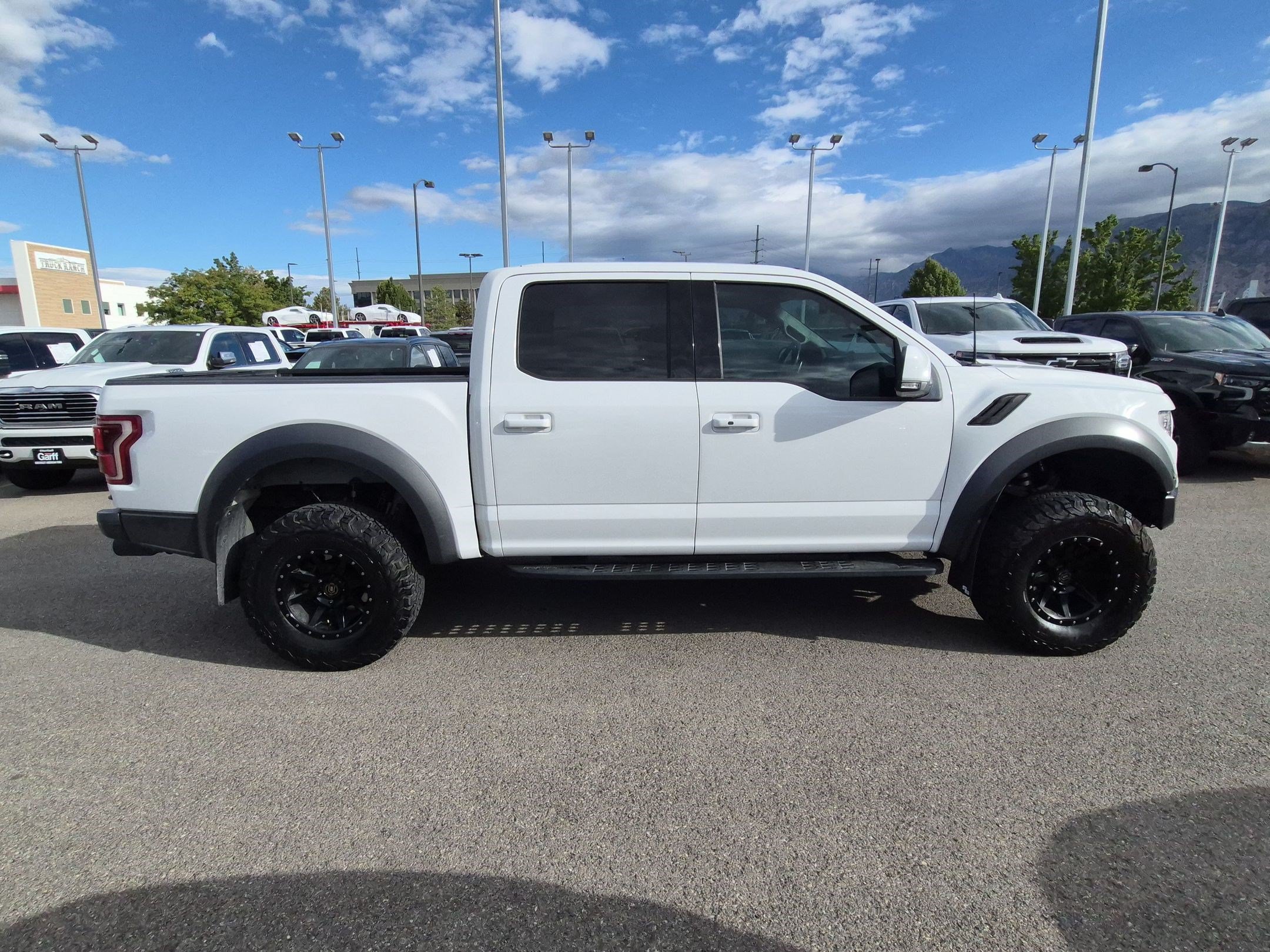 Used 2018 Ford F150 Raptor w/ Equipment Group 802A Luxury AWD/4WD image 2