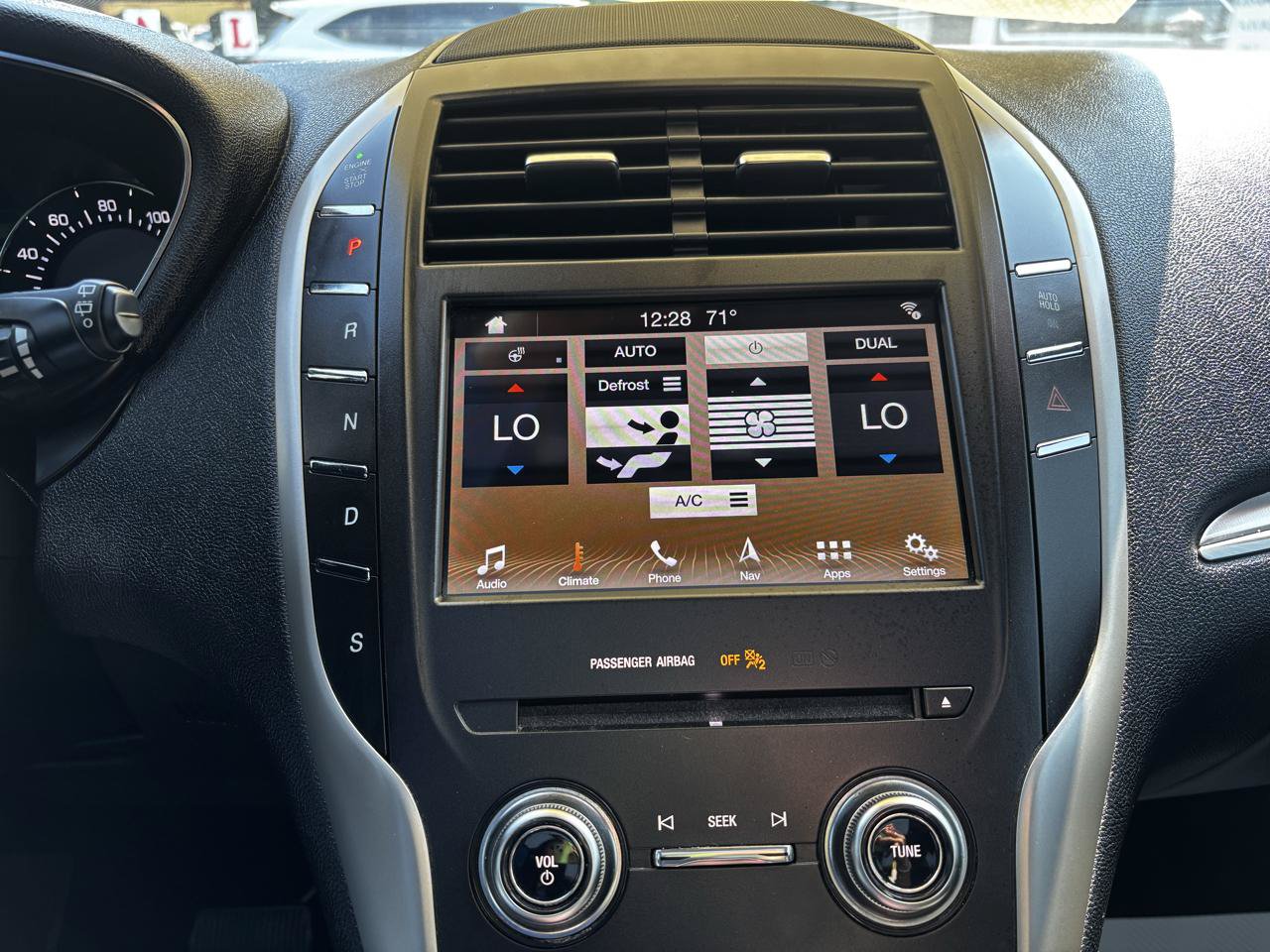 Used 2019 Lincoln MKC Reserve w/ MKC Climate Package AWD/4WD image 15