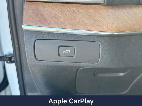 Used 2023 Volvo XC90 B6 Plus image 26