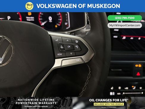 New 2026 Volkswagen Taos SEL image 17