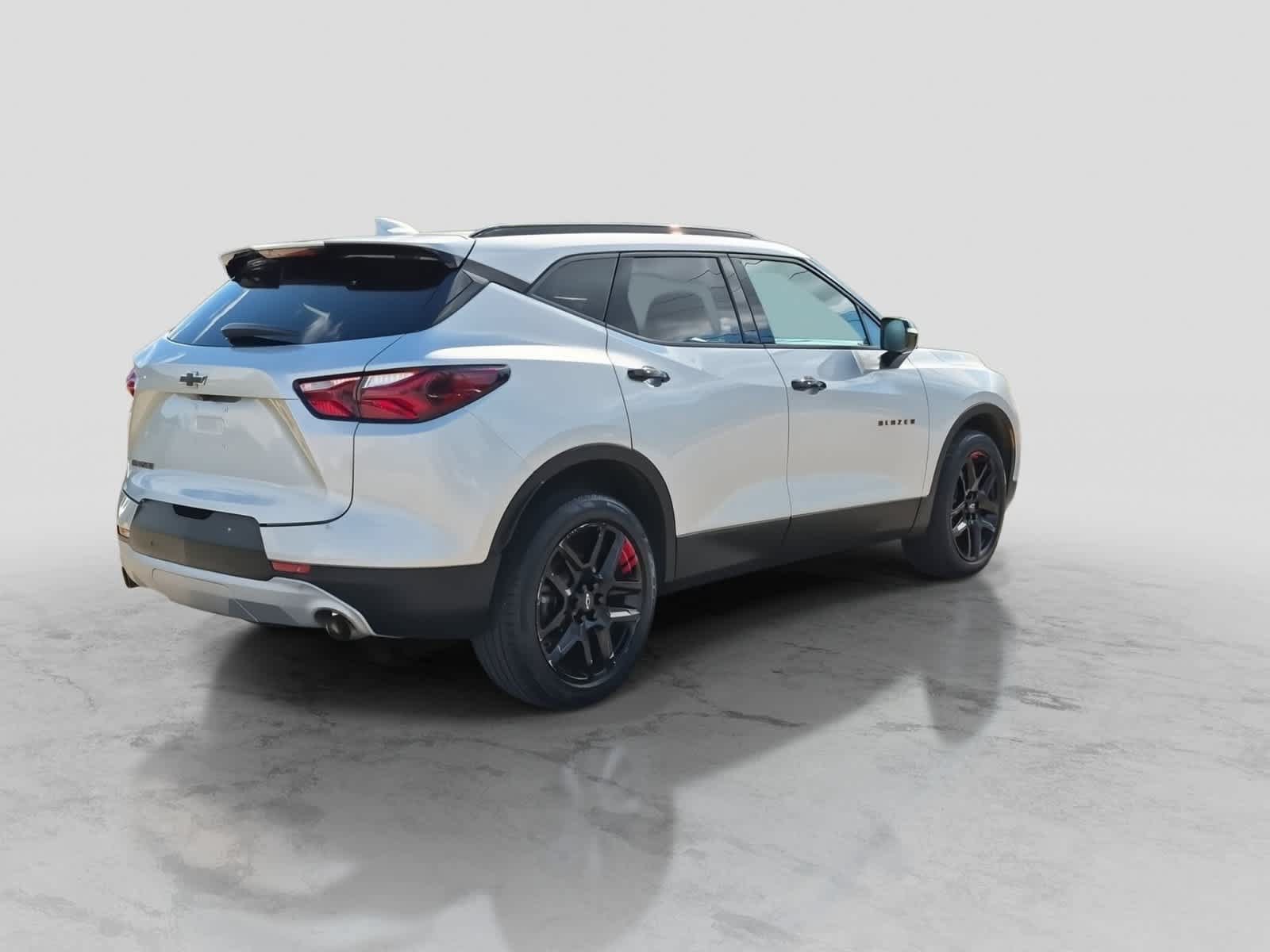 Used 2021 Chevrolet Blazer LT w/ Redline Edition FWD image 8