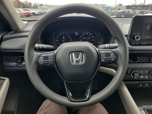Used 2023 Honda Accord LX image 32