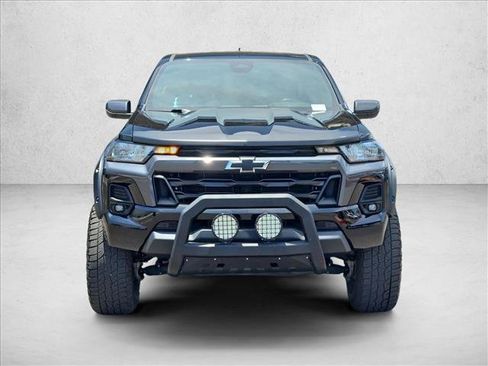 Used 2023 Chevrolet Colorado LT w/ LT Convenience Package II AWD/4WD image 3