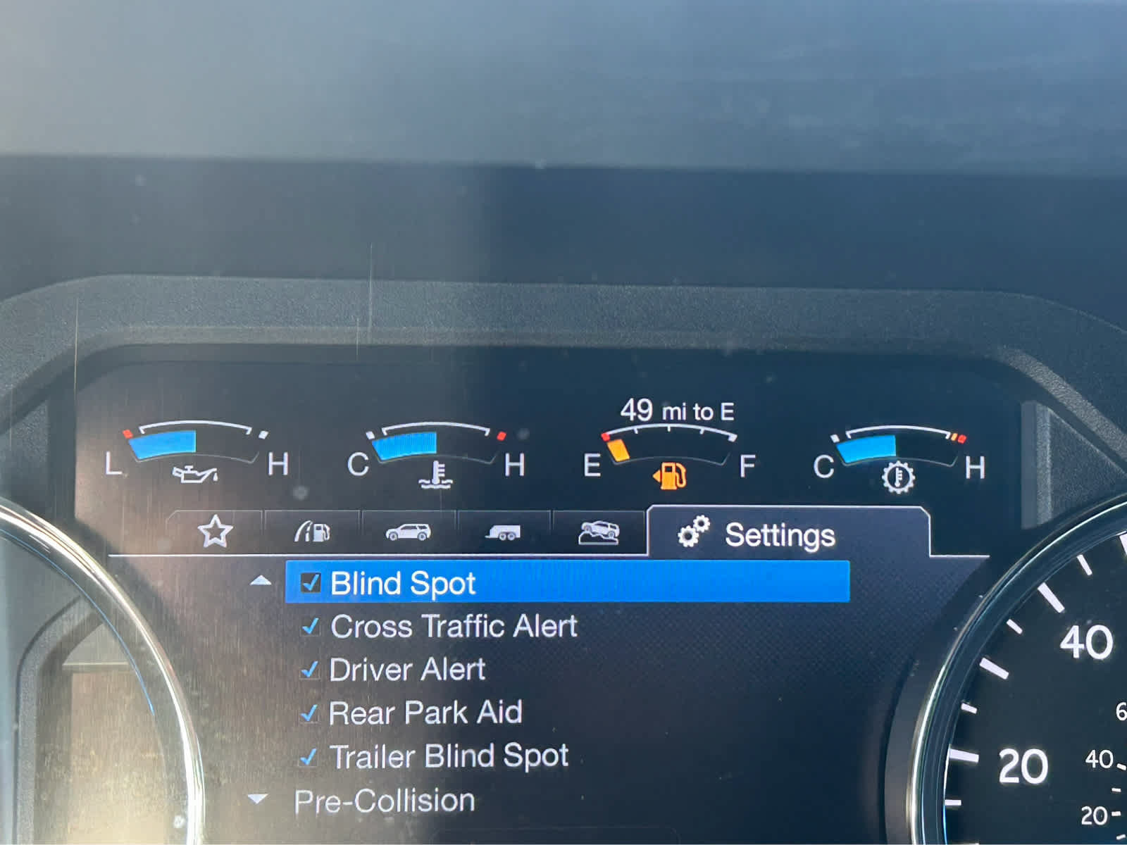 Used 2019 Ford Expedition XLT w/ Equipment Group 202A AWD/4WD image 36