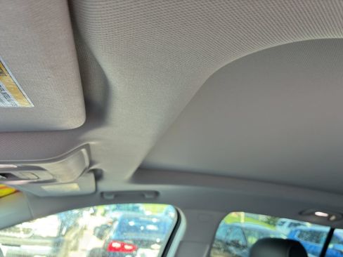 Used 2023 Buick Envision Avenir AWD/4WD image 13