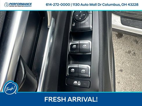 Used 2020 Kia Telluride EX w/ EX Premium Package AWD/4WD image 14