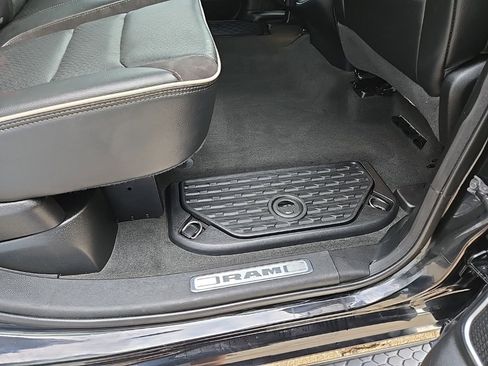 Used 2022 RAM 1500 Laramie image 94