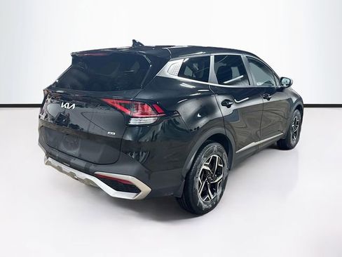 Used 2023 Kia Sportage LX image 7