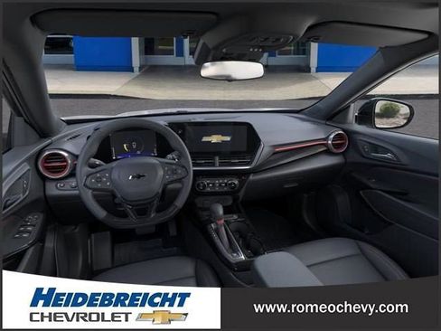 New 2025 Chevrolet Trax RS w/ Sunroof Package image 16