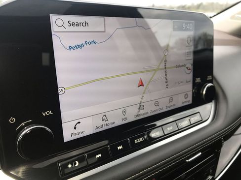 Used 2023 Nissan Rogue SL w/ SL Premium Package image 18