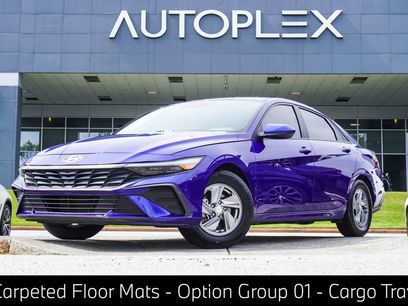 Used 2024 Hyundai Elantra SE