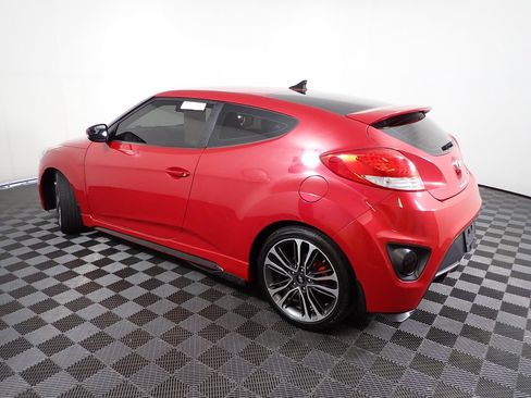 Used 2016 Hyundai Veloster Turbo FWD image 12