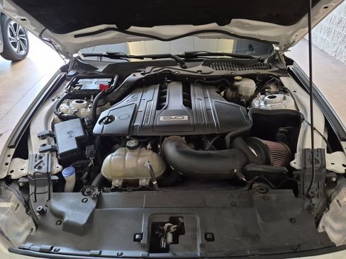 Used 2021 Ford Mustang GT RWD image 15