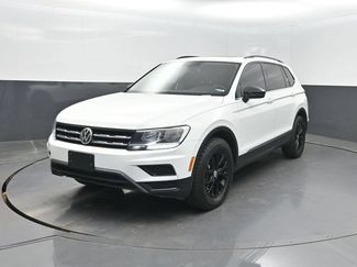 Used 2020 Volkswagen Tiguan SE FWD video 1