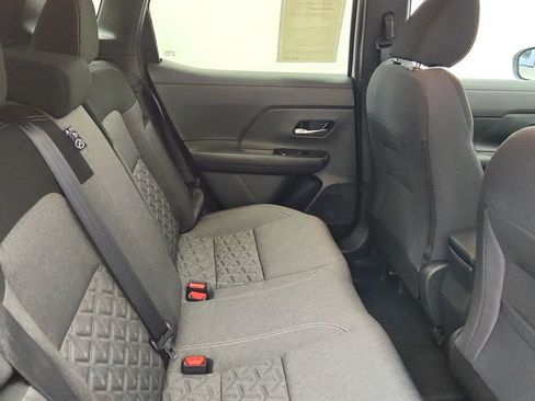 Used 2025 Nissan Kicks SV AWD/4WD image 22