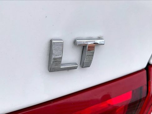 Used 2024 Chevrolet Malibu LT FWD image 7