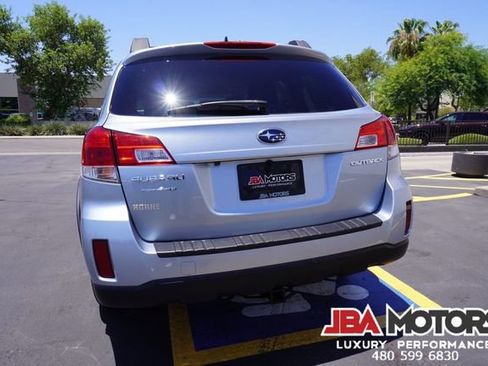 Used 2014 Subaru Outback 2.5i Limited w/ Moonroof Package AWD/4WD image 44
