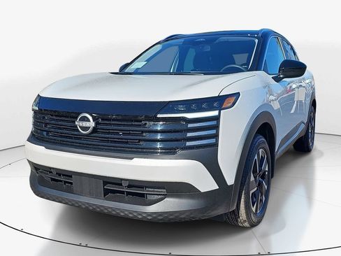 New 2026 Nissan Kicks SV w/ Charging Package image 9