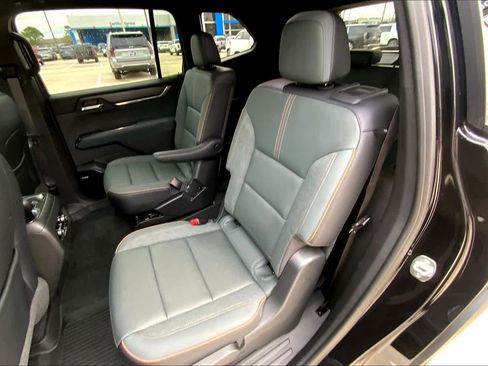 Used 2025 GMC Acadia AT4 w/ Super Cruise Package image 20