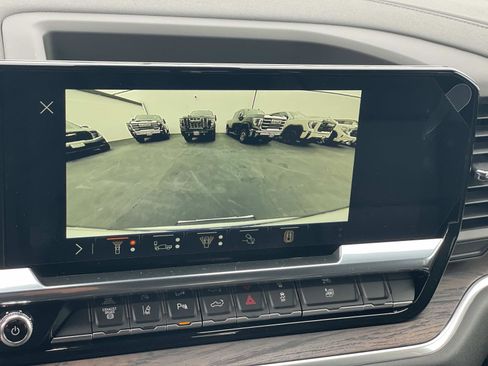 New 2026 GMC Sierra 3500 SLT w/ SLT Premium Package image 14