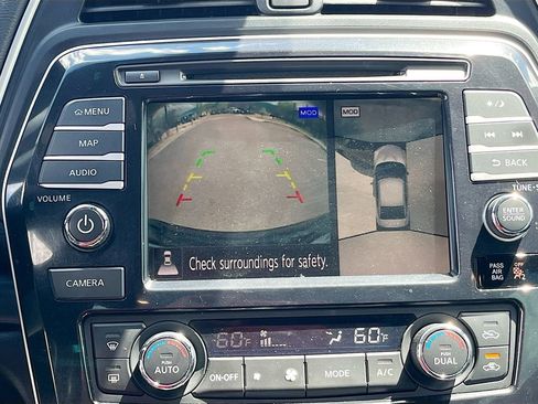 Used 2021 Nissan Maxima SR w/ Sport Mat Group FWD image 14