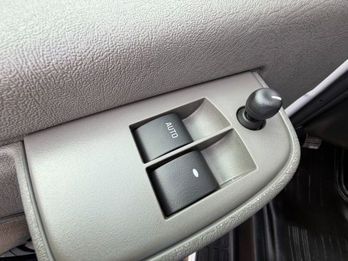 New 2026 GMC Savana 2500 Extended RWD image 7