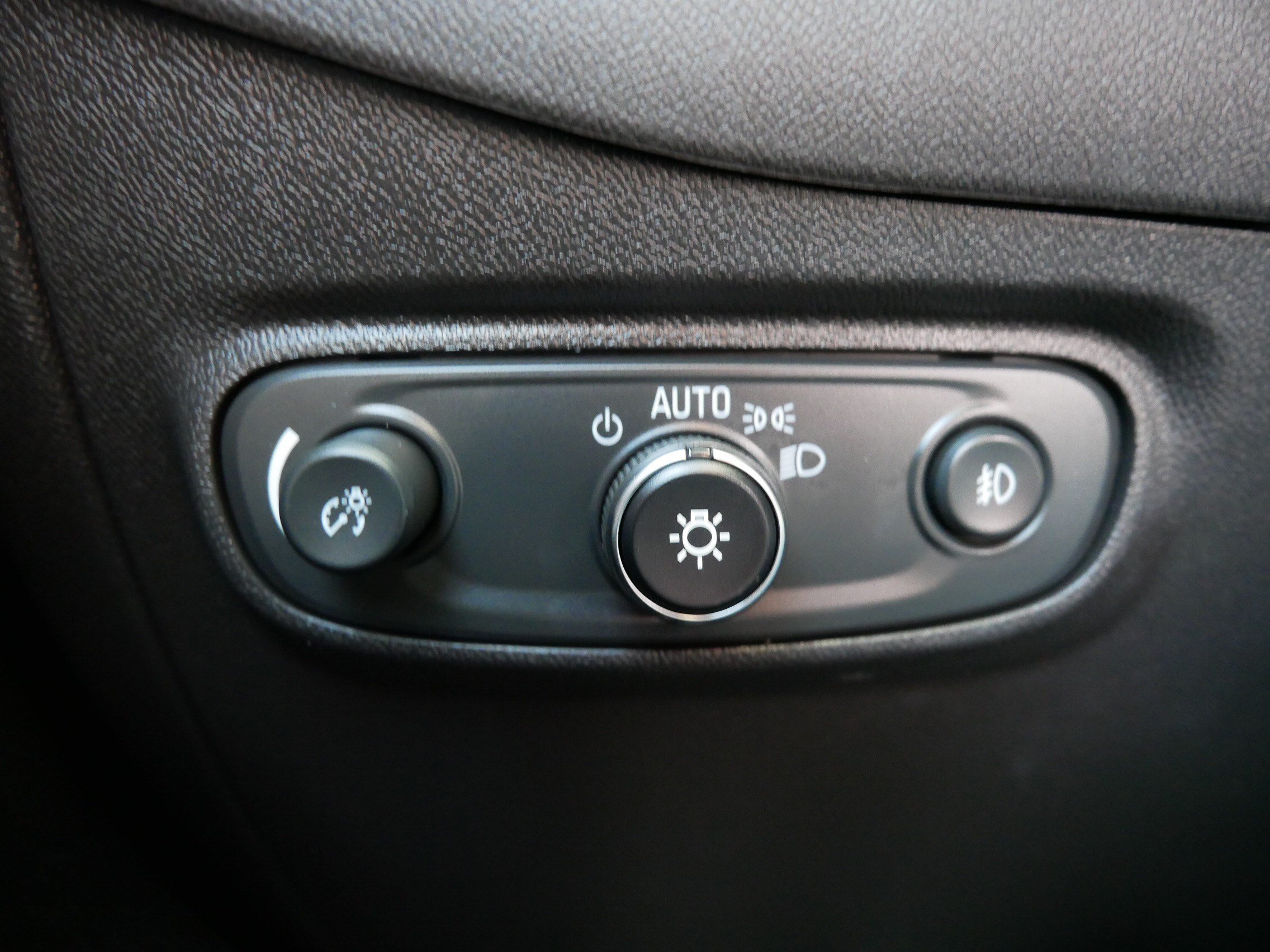 Used 2024 Chevrolet Equinox Premier AWD/4WD image 29