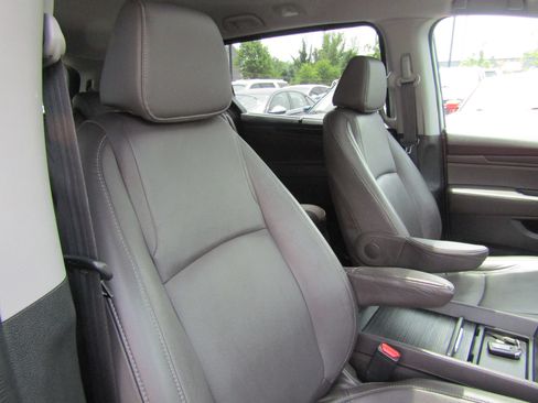 Used 2022 Honda Odyssey EX-L image 13