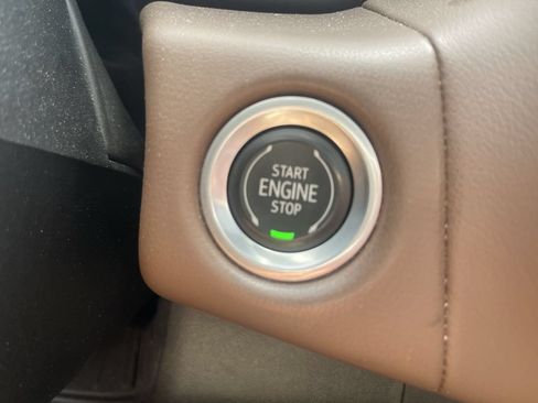 Used 2022 Chevrolet Tahoe High Country AWD/4WD image 23