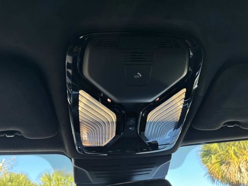 New 2026 BMW X7 xDrive40i w/ Executive Package image 28