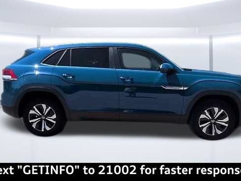Used 2025 Volkswagen Atlas Cross Sport SE FWD image 37