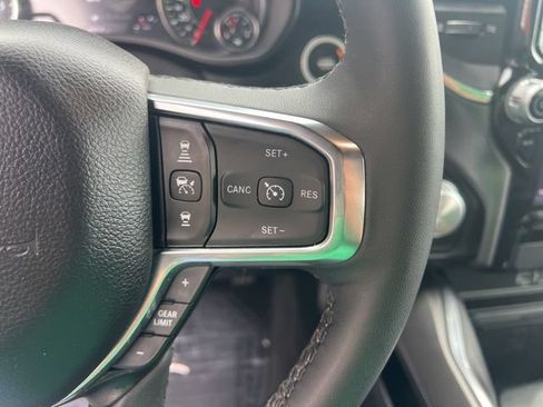 Used 2025 RAM 1500 Laramie AWD/4WD image 12