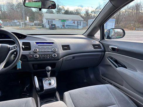 Used 2010 Honda Civic LX image 26