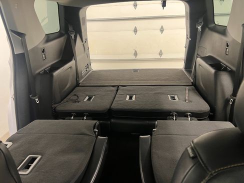 Used 2018 Chevrolet Traverse Premier image 20