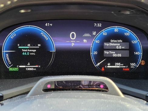 Used 2025 Toyota Camry XLE w/ Premium Plus Package image 23