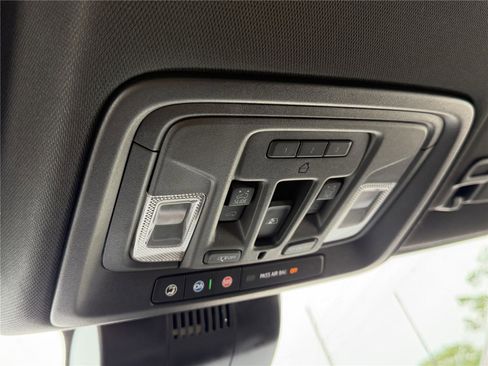Used 2024 GMC Sierra 2500 AT4 w/ AT4 Premium Plus Package AWD/4WD image 25