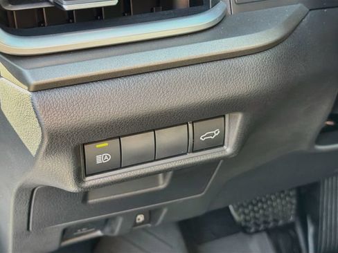 Used 2025 Toyota Grand Highlander AWD image 10