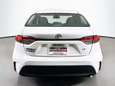 Used 2025 Toyota Corolla LE w/ Convenience Package FWD image 6