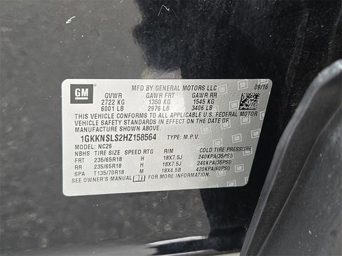 Used 2017 GMC Acadia SLE image 26