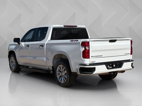 Used 2023 Chevrolet Silverado 1500 Custom AWD/4WD image 7