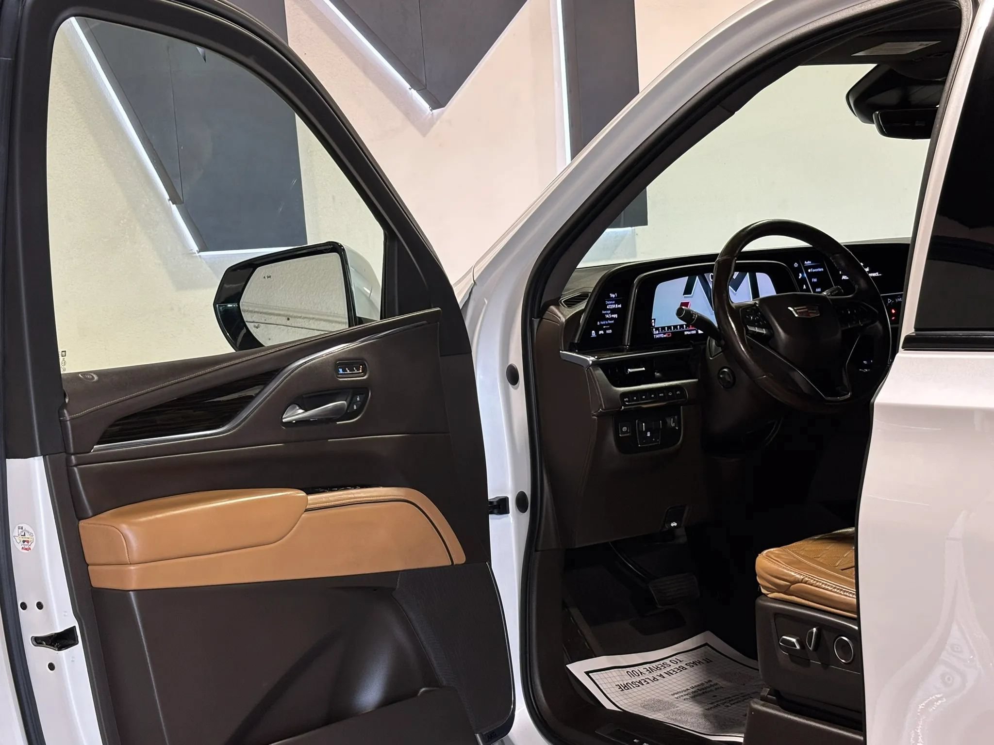 Used 2021 Cadillac Escalade ESV Sport w/ Driver Assist Tech Package AWD/4WD image 14