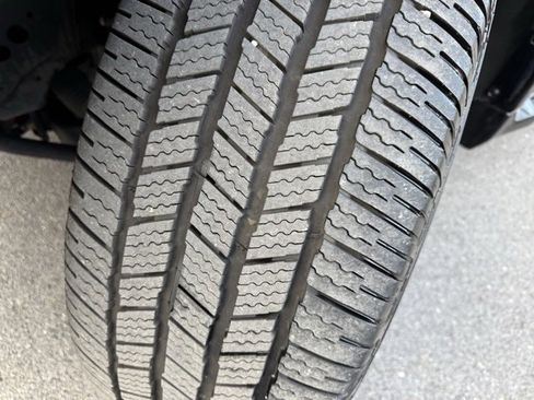 Used 2022 Nissan Armada Platinum w/ Captain's Chairs Package image 10