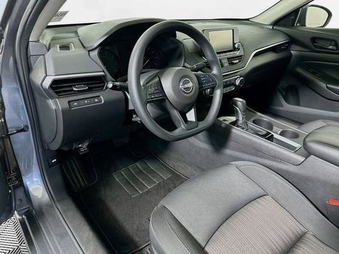 Used 2024 Nissan Altima 2.5 S image 10