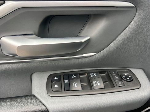 Used 2021 RAM 1500 Big Horn image 8