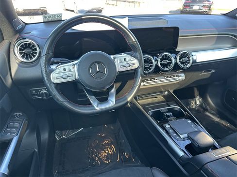 Used 2023 Mercedes-Benz EQB 250+ image 23
