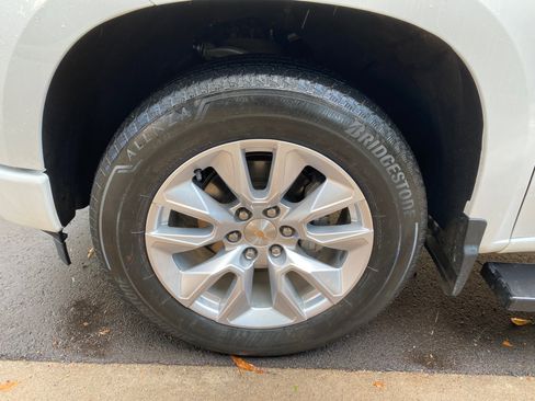 Used 2024 Chevrolet Silverado 1500 Custom w/ LPO, Dark Essentials Package image 13