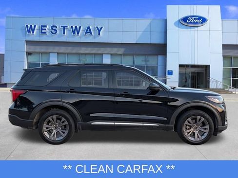 Used 2025 Ford Explorer Active w/ Active Comfort Package AWD/4WD image 2